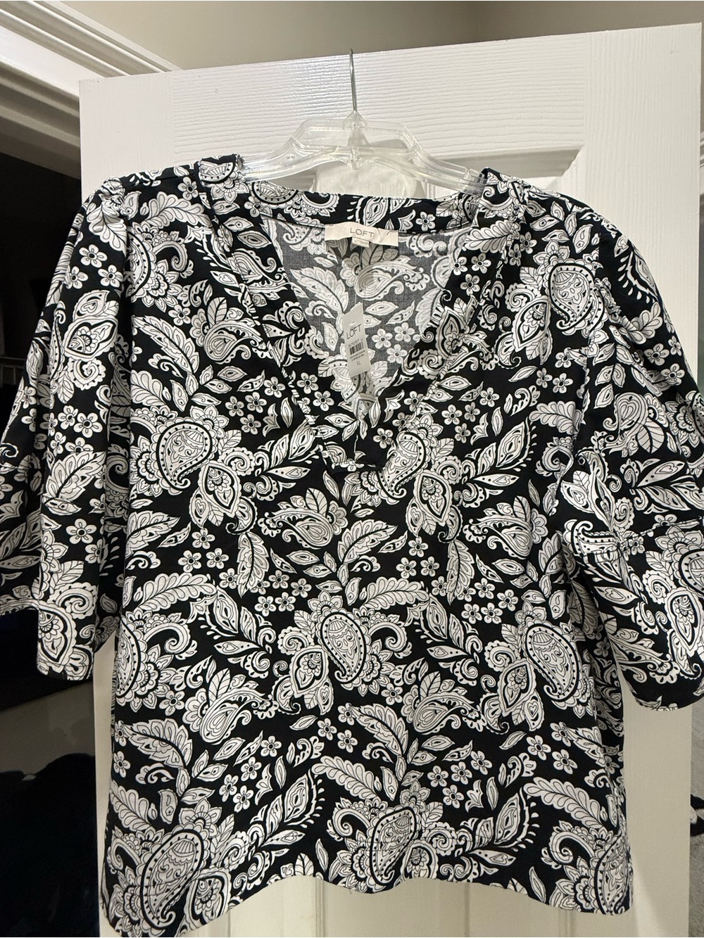 LOFT Black and White Paisley V-Neck Blouse